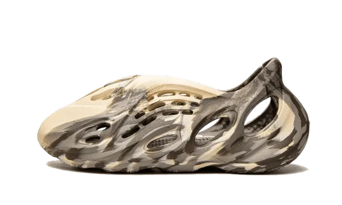 Yeezy Foam RNNR MX Clay Cream Storm Safe Lightweight Support