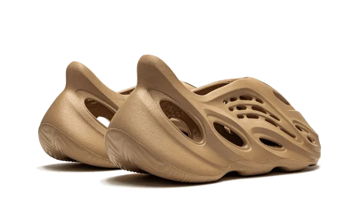 Heat Ease Adjustable Comfort Yeezy Foam RNNR Ochre