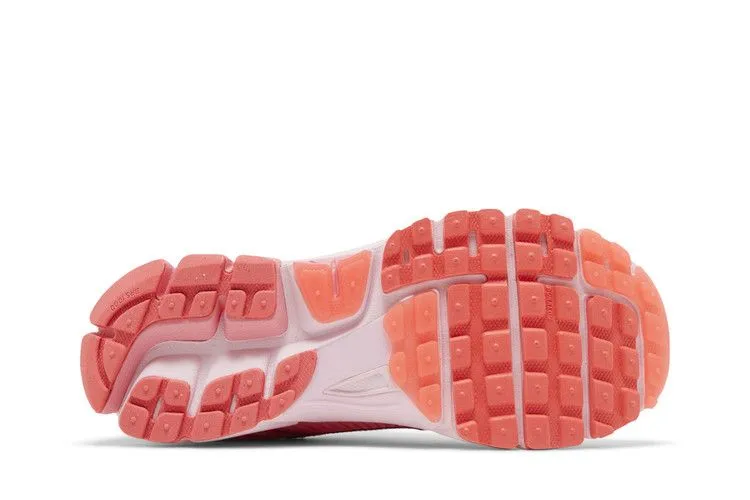 Zoom Vomero 5 Coral Chalk Hot Punch Odor   Resistant horror - themed running gear