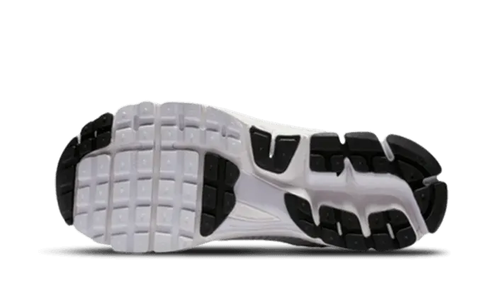 Well-liked barefoot - style running shoes Zoom Vomero 5 SP Vast Grey