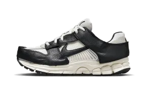 Zoom Vomero 5 Timeless Panda Dunk Crisp Look Urban Commute